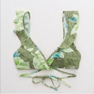 Aerie green floral wrap flutter ruffle strap bikini swimsuit bathing top M
